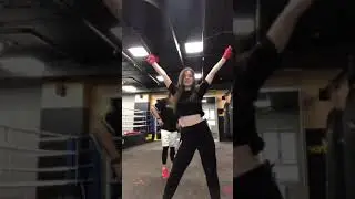 АРИНЯН ПОКАЗАЛА ЖОПУ НА ТРЕНИРОВКЕ!