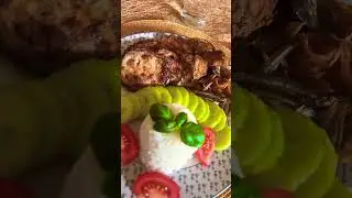 Pinoy food muna tayo. I miss rice #betashorts  #yummy  #pinoyfood #driedfish #cucumber #tomato