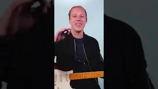 How to play Jimi Hendrix's  Hey Joe in less than 60 seconds