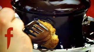 Customers Love Gordon Ramsay's Profiteroles | The F Word