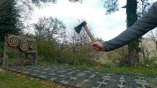 Axe throwing. Picozzino italiano made by @prandiaxes