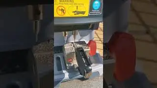 xhorse xp005 vs Chevrolet Orlando key decode and cut with clamp 5