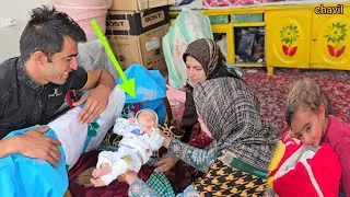 Chavil's family goes to the village to meet Soghari and her baby