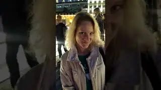 Блондинка и Красная площадь