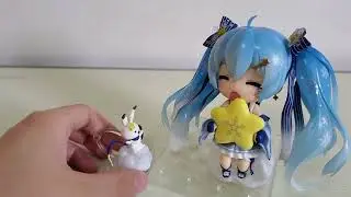 Unboxing Snow Miku 2017 Nendoroid Twinkle Snow Ver.