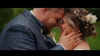 Wunderschöne freie Trauung mit Pfauen als Begleitung - Hochzeitsvideo Melina & Tim