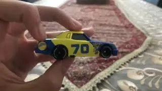 Disney Pixar Cars Diecast Floyd Mulvihill (Gasprin Racer Number 70)