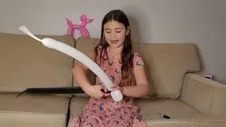 The Twisting Twinion - cute balloon animal panda 🐼