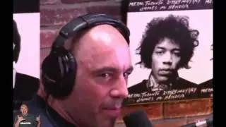 Joe Rogan on Travis Browne dislocated finger