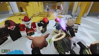 Playing EVADE as a TURKEY 🍗 (Funny Reactions) *Warning: Curse Words* {Thanksgiving Special}