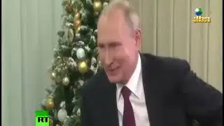 PUTNI DRINK TEA ALWAYS IN THE OFFICE HE IS THE KING OF RUSIA