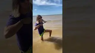 😱ПОЙМАЛ ЭТО…НА УДОЧКУ В РЕКЕ❗️