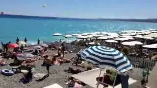 Nice. Plage Ruhl.