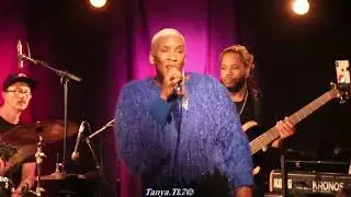 EMBRACE ME = LIV WARFIELD PARIS NEW MORNING by TANYA.TL7