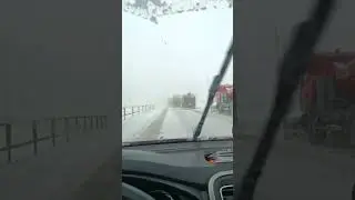 Эти ЛЮДИ творят чудеса в нашем городе Витебск , погода просто жесть , гололёд и очень много снега