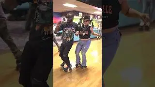 Oh so smooth couple🔥 #indianapolis #skaters #rollerskaters