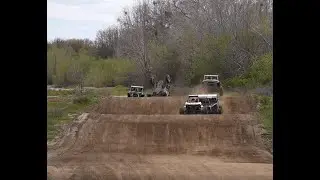 UTVguys attempt to race short course @EstreetMXPark
