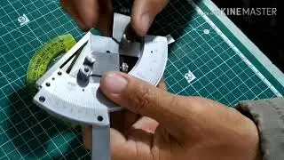 Pointer protractor (manufacturing).