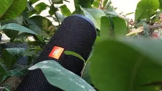 JBL Flip 3 Speaker Review + Audio Test! (2017) #SVSPOTLIGHT