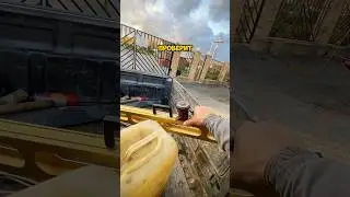 Он не хотел этого делать но внутренние силы заставили его снова пройти туда и обратно #shorts