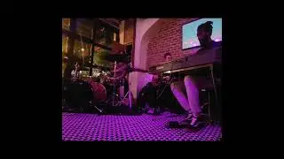 JP Hip Trio - That's What I Like (Bruno Mars), Feel Like Makin' Love (Roberta Flack)