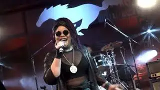 Rouge y Pentagrama (Deborah Dixon) - Aniversario Mustang Ford