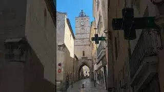 DANS LE CENTRE VILLE D'APT, LA CAPITALE DU LUBERON... #apt #luberon #vaucluse #provence #français