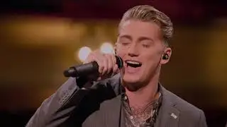 Mart Hoogkamer - I’ll Never Fall In Love Again (Official Video from 