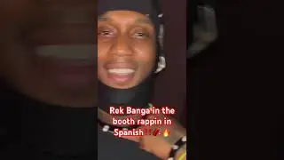 REK BANGA RAPPIN IN SPANISH IN THE STUDIO
