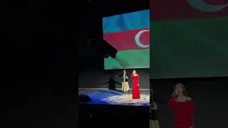 В конце самый приятный момент. Поддержка зала