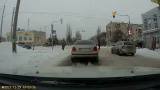 29.12.2021г. г.Северодонецк.Покатушки по заснеженному Северодонецку.