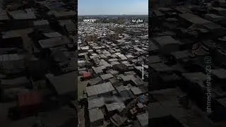 تكدس خيام النازحين على شاطئ البحر