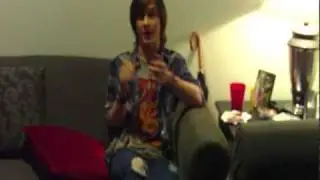 GL Hangs on Set with I'm in the Band's Logan Miller