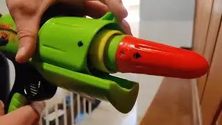 Koosh Vortex Blasters Firing Demo.