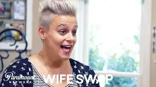 'Did You Vote for Hillary?' Family Introductions | Wife Swap Sneak Peek