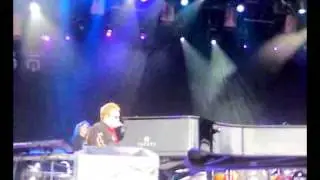 Elton John - Sorry Seems To Be The Hardest Word