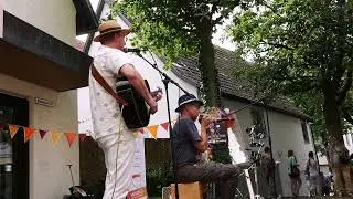 Walk Two Folk - Stadtbahn (Text und Musik von Matthias Möhring)