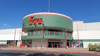 Огромнейший магазин электроники Fry's electronics превратился в китайский Черкизон из за ковида.