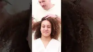 @evanjosephcurls expertly adds mega volume to naturally curly hair. #frommpro #curlstudio #shorts