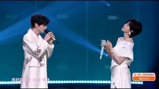 《湖南卫视酸甜之夜》罗云熙、郁可唯热播剧主题曲联唱"Hunan Satellite TV's Sweet and Sour Night" Luo Yunxi and Yu Kewei