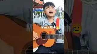 Pengamen cilik yang (Viral )Nyanyi lagu Sholawat ,suaranya merdu banget😥#shorts#sholawat
