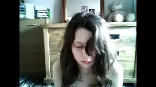 Hypnosis Reaction Video  - She gets Hypnotized   [Vintage]