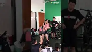 fitness coach ff cradle carry