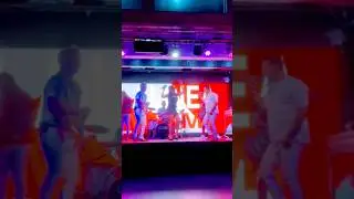 De vuelta pa' la vuelta (Cover) Lalineaband #cover #musica #music #videos #musicvideo #miami #video