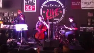 Ben Sollee - Electrified (live @ Ear x-Tacy)