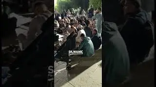 ابتهالات دينية يؤديها مسلمون من بريطانيا في المسجد 