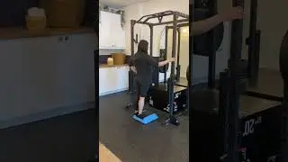 Eccentric (up on 2 down on 1) calf raise knee straight