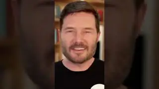 Keanu Reeves has a Real Life Matrix Moment