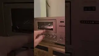 Don’t you love the sound of a new tape deck 😍..#tapedeck