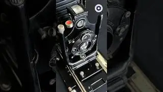 The sound of a 100 year-old camera. #vintagecameras #compur #tessar